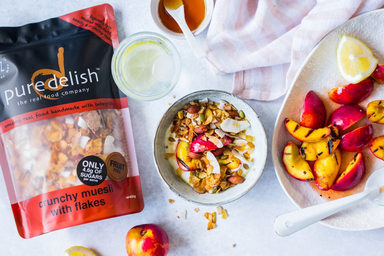 grilled nectarines with yoghurt & crunchy muesli with flakes